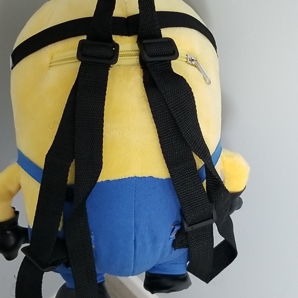 Despicable Me 2 Plush Backpack - image 8